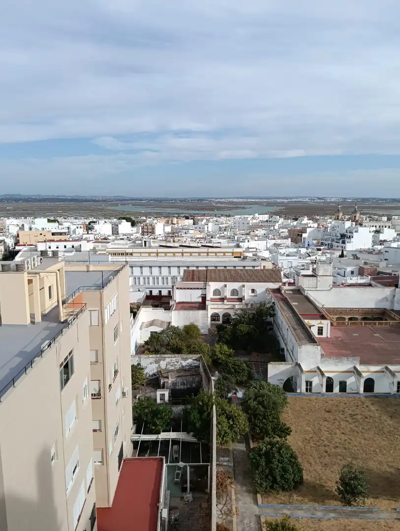 Flat for sale in El Cristo - Cayetano Roldán