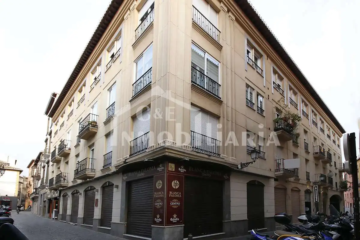 Vista exterior de Apartamento de alquiler en Granada con Aire acondicionado, Calefacción y Parquet