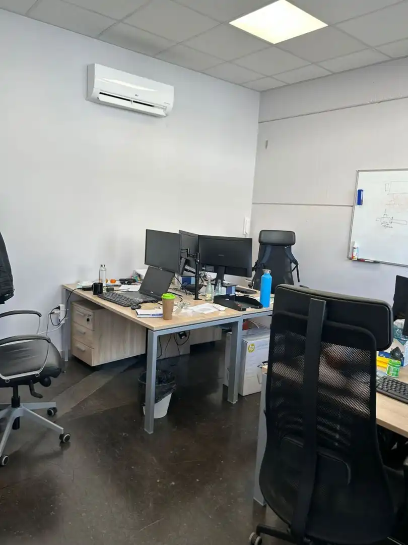 Industrial building to rent in Fuente del Jarro, imagen 4
