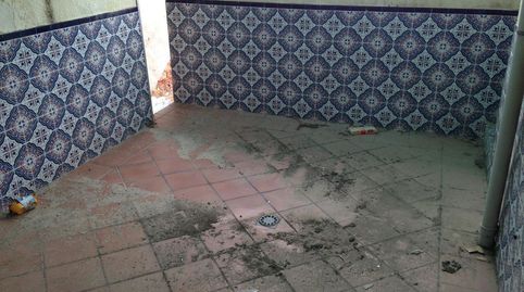 Foto 4 de Casa adosada en venta en Calle Benéfica, Centro, Puertollano