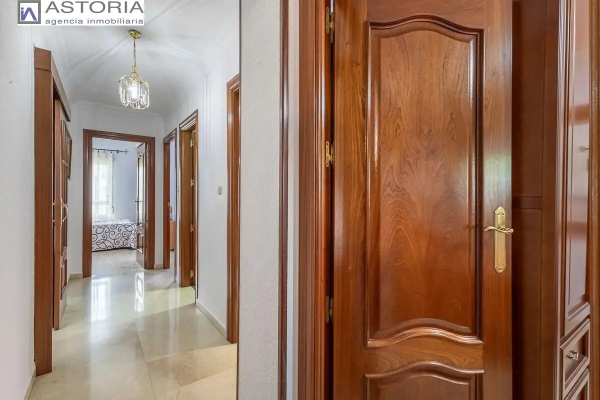 Flat with lift for sale in Calle ARQUITECTO JIMENEZ LACAL, imagen 17