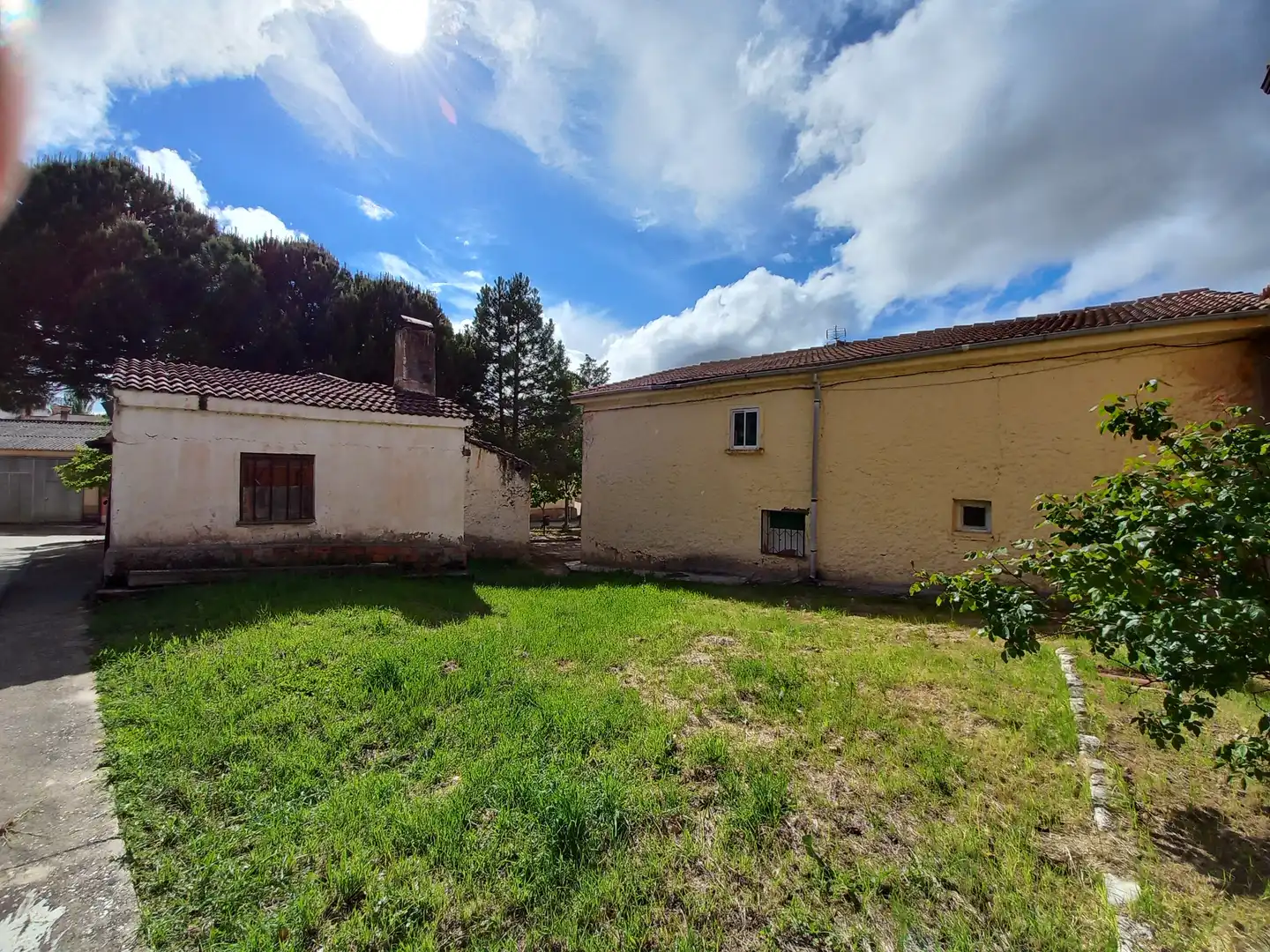 Detached homes for sale in Madrigalejo del Monte  with Heating and Storage room