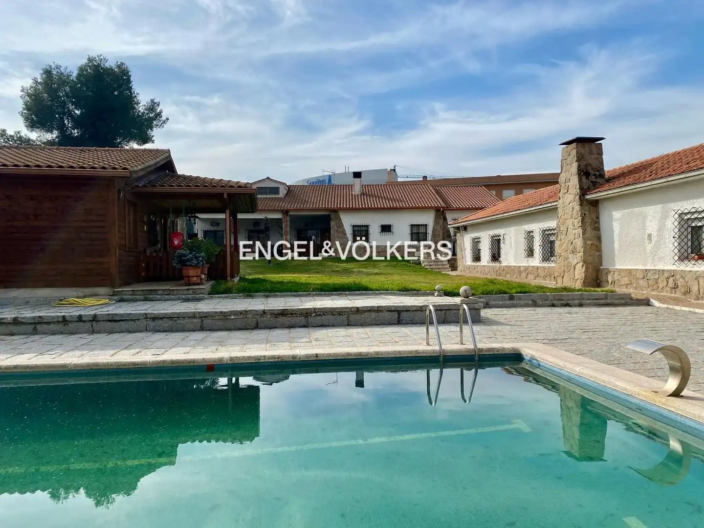 Swimming pool of Houses for sale in Madrid  with Heating, Private garden and Terrace