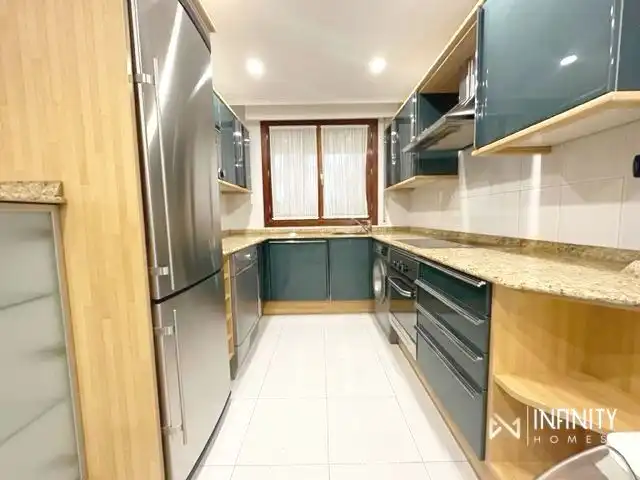Küche von Maisonette zur Miete in Bilbao  mit Heizung, Privatgarten und Terrasse