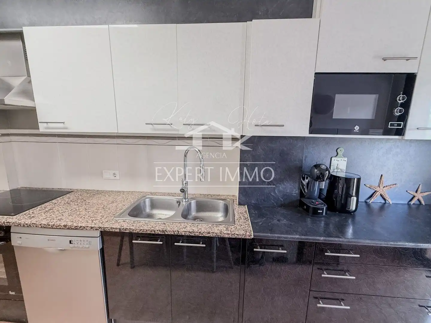 Cuina de Apartament en venda en Vilajuïga amb Aire condicionat, Calefacció i Terrassa