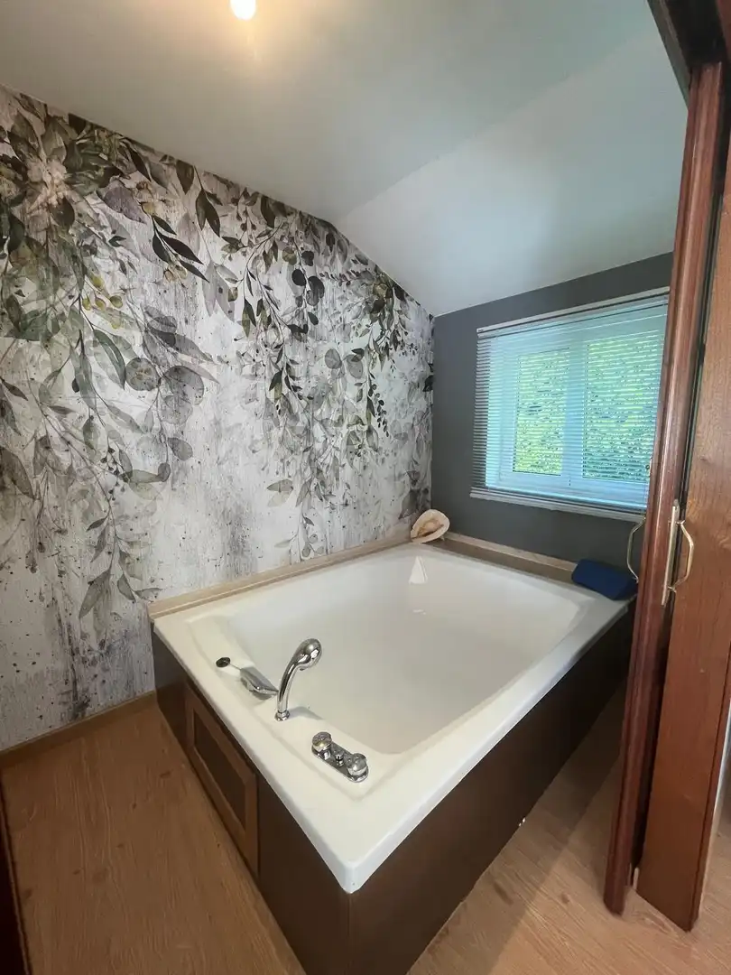 Bany de Casa o xalet en venda en Oleiros amb Calefacció, Jardí privat i Terrassa
