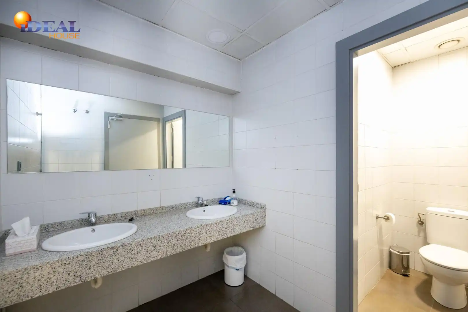 Inmuebles singulares con ascensor en venta en Peligros, imagen 35