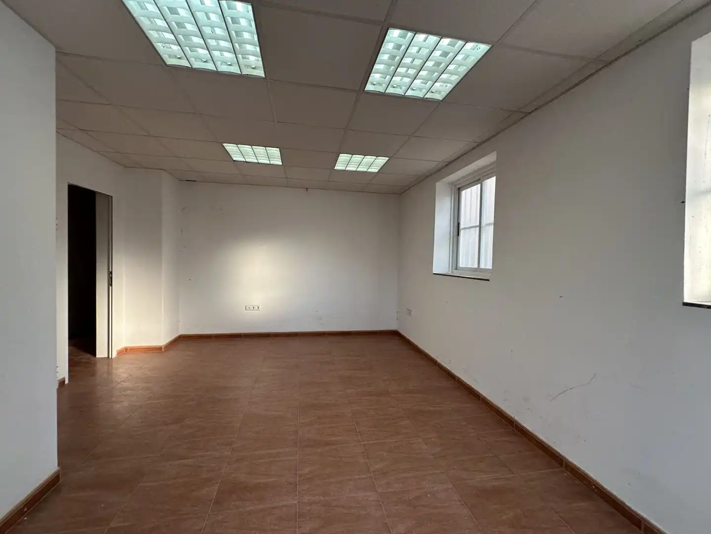 Fabrikhallen zur Miete in Ontinyent