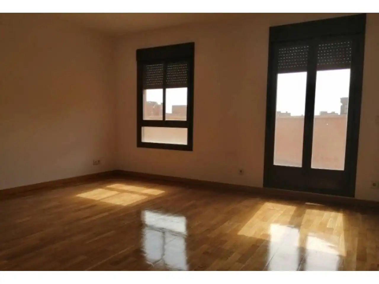 Schlafzimmer von Dachboden zum Verkauf in Getafe mit Klimaanlage, Parkett und Terrasse