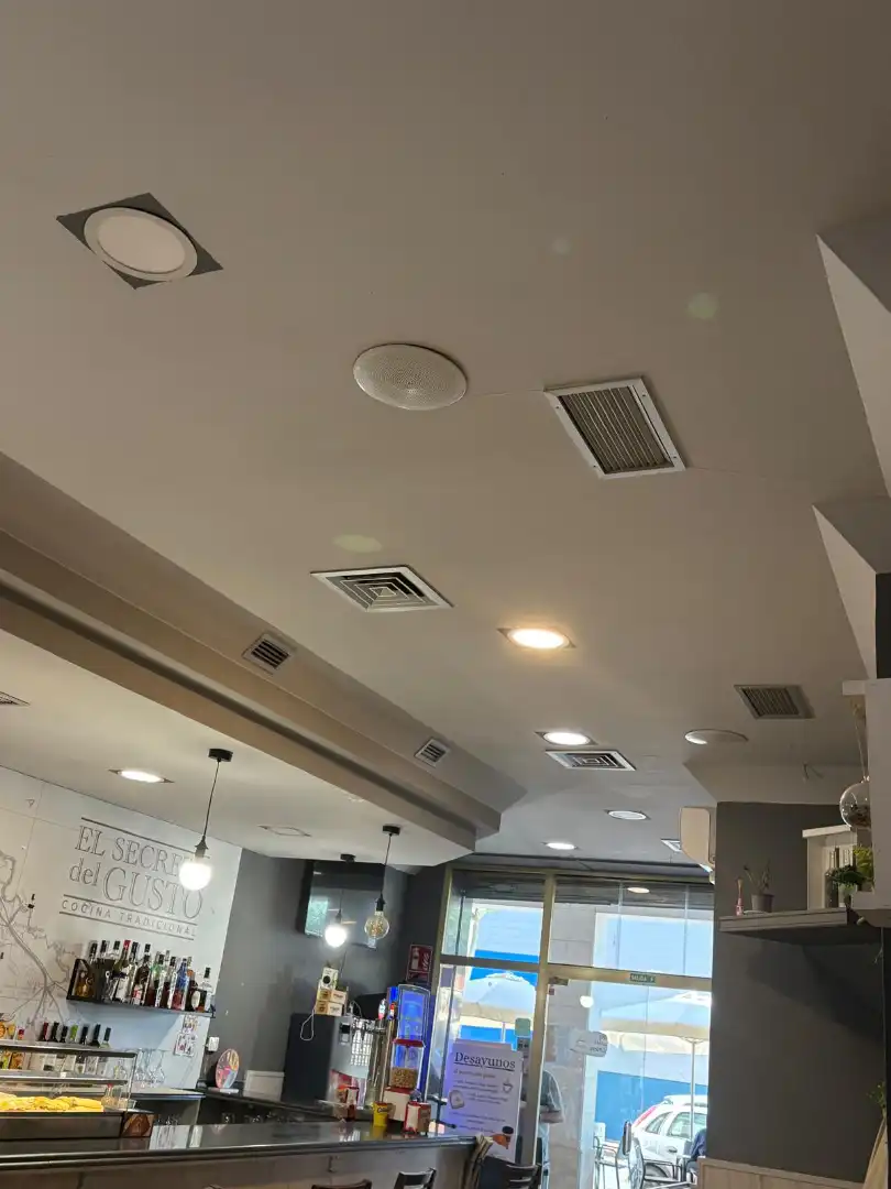 Commercial properties for sale in  Logroño  with Air Conditioner, Heating and Terrace