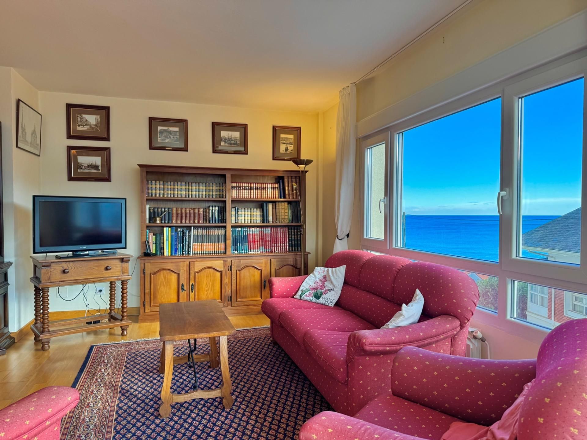 Living room of Flat for sale in Comillas (Cantabria)  with Heating