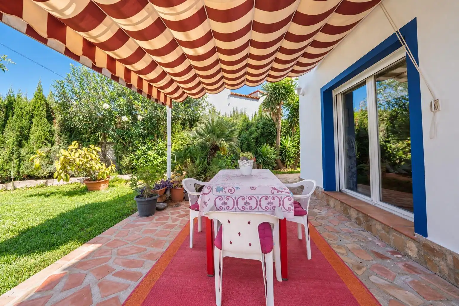 Terraza de Casa o chalet en venta en Dénia con Jardín privado, Terraza y Jacuzzi