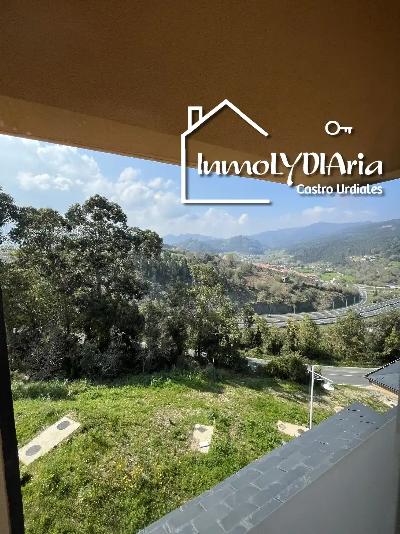 Houses for sale in Castro-Urdiales  with Heating, Private garden and Terrace
