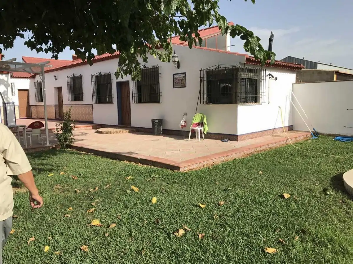 Casa con piscina in vendita a Periurbano Oeste - Sierra, imagen 2