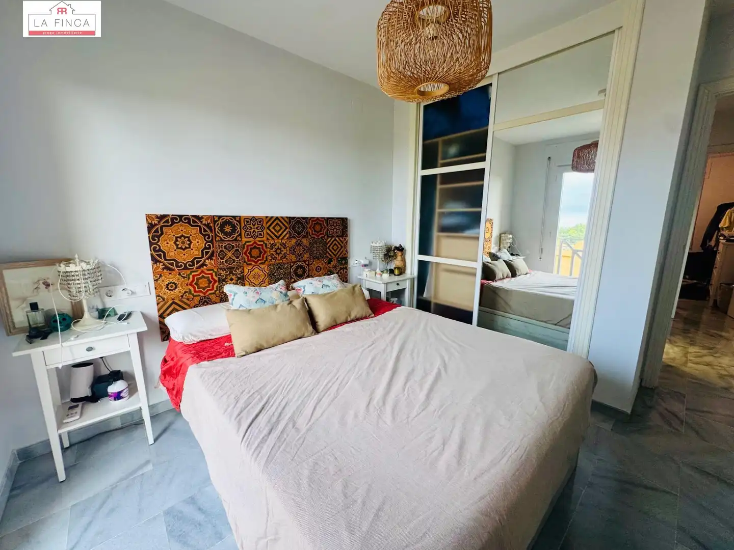 Bedroom of Flat for sale in Este