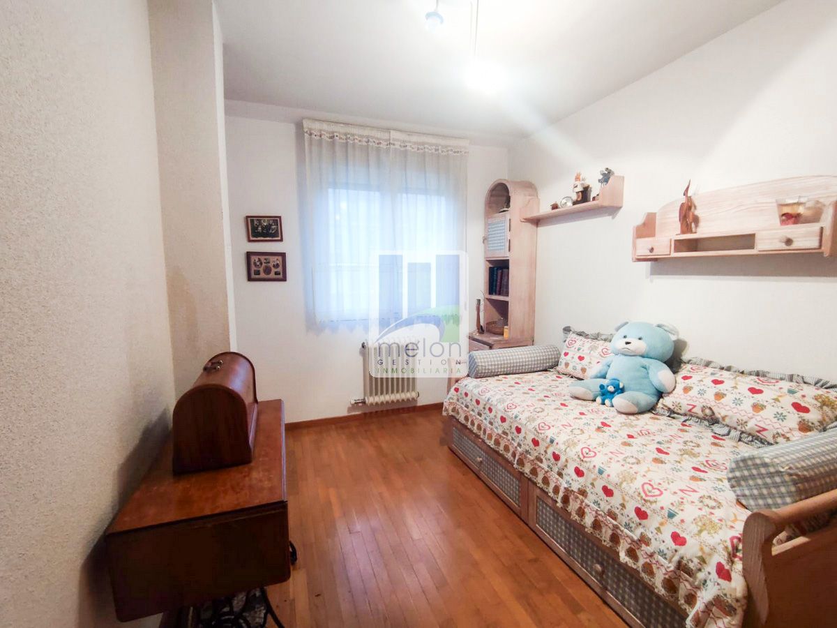 Bedroom of Flat for sale in Burgos Capital  with Storage room