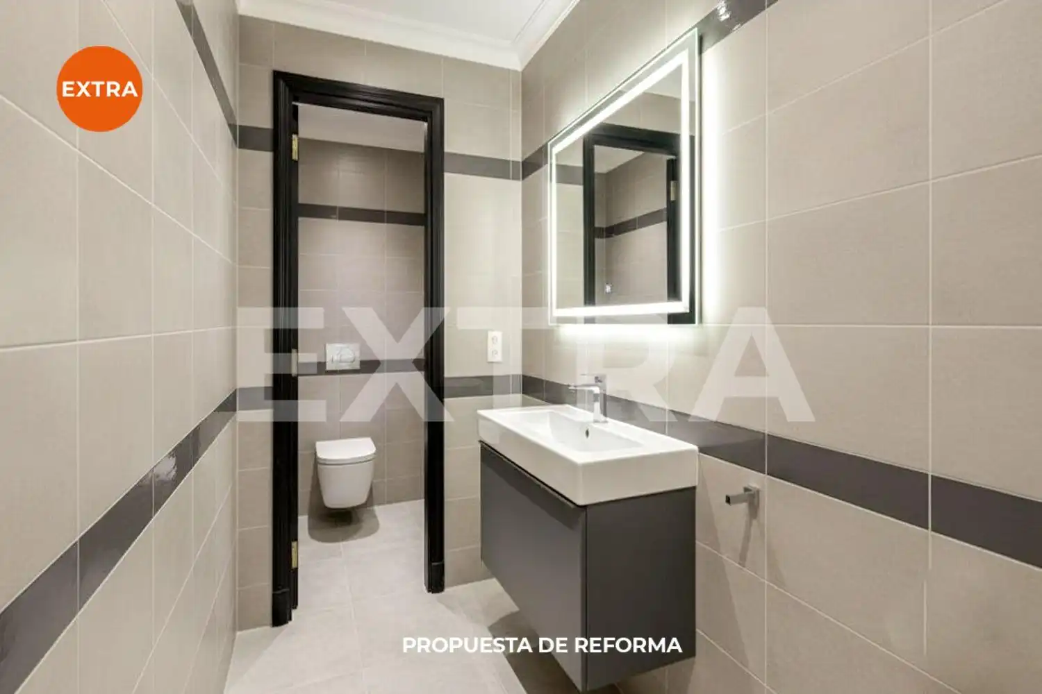 Bathroom of Commercial properties for sale in Madrid