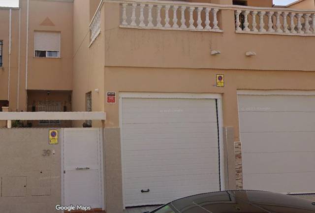 Casa-chalet en Venta en Calle ALHAMBRA DE GRANADA , 39 en Huércal de Almería