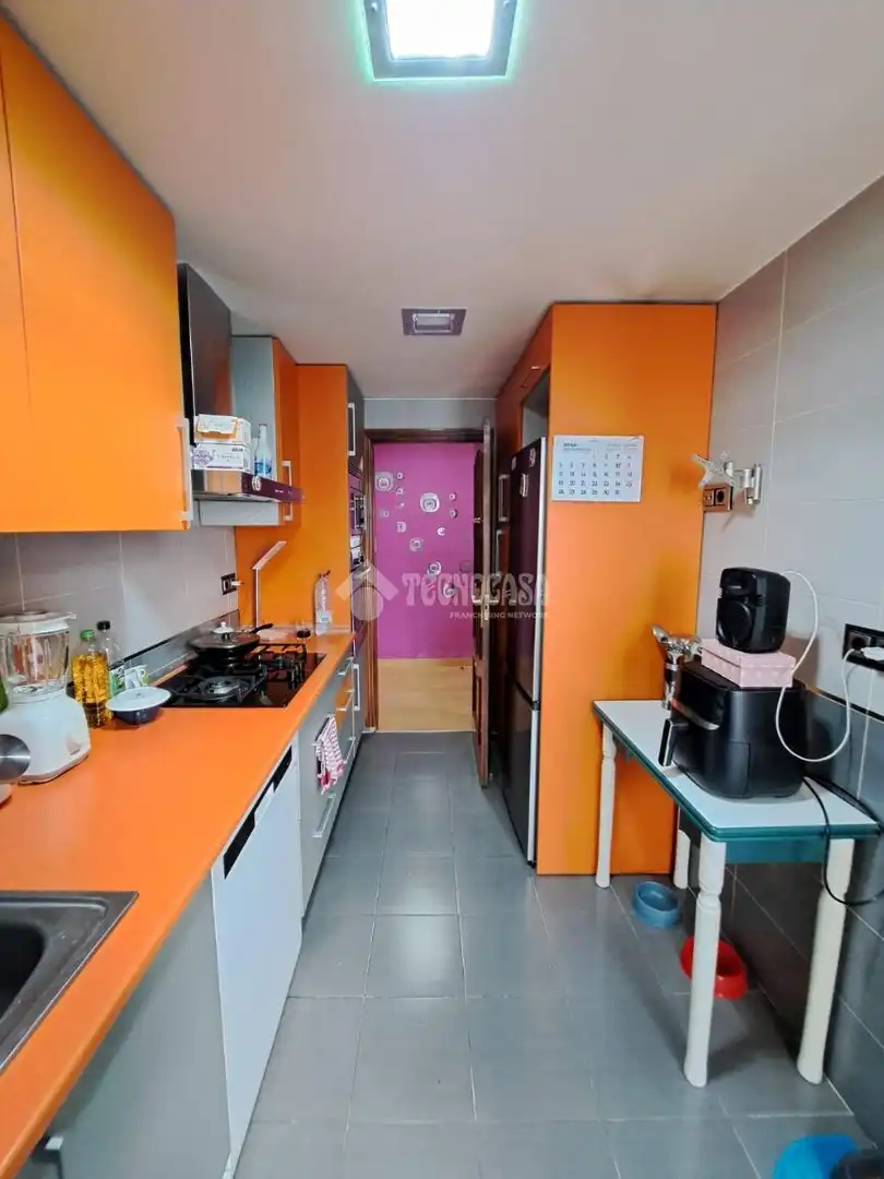 Cocina de Piso en venta en Parla con Aire acondicionado, Calefacción y Terraza