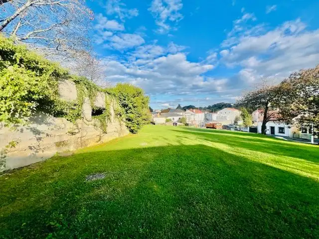Casa con jardín en venta en Avenida del 19 de Febrero, imagen 6