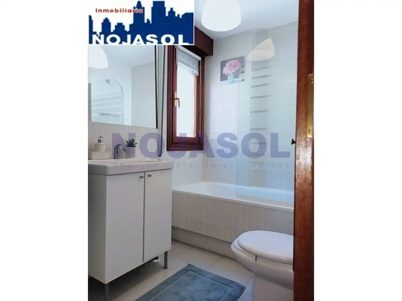Badezimmer von Maisonette zur Miete in Noja mit Terrasse und Möbliert