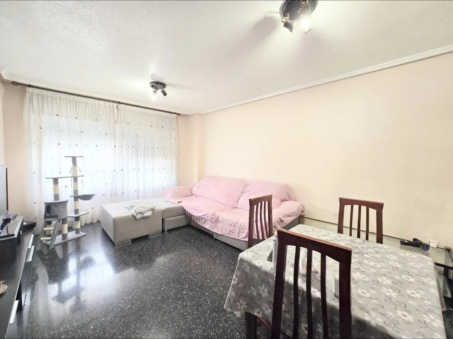 Vista exterior de Piso en venta en Aspe