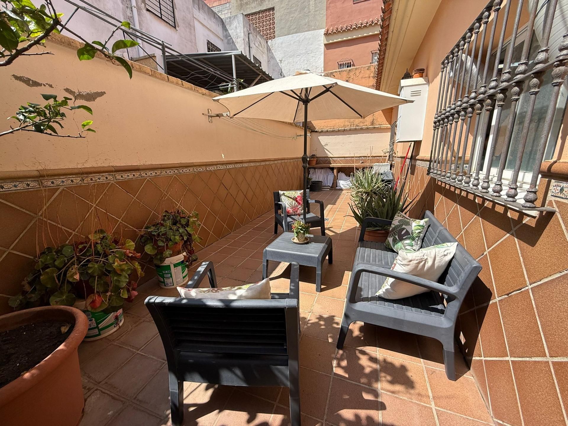 Terrace of House or chalet for sale in Algeciras  with Heating