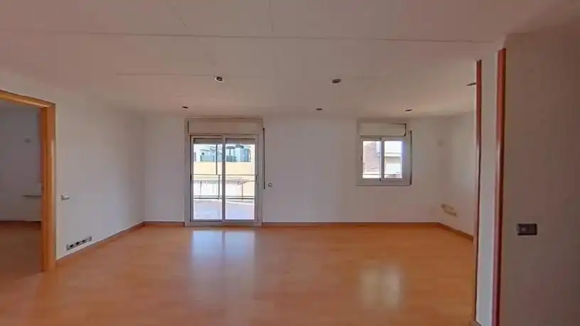 Bedroom of Flat for sale in Mataró