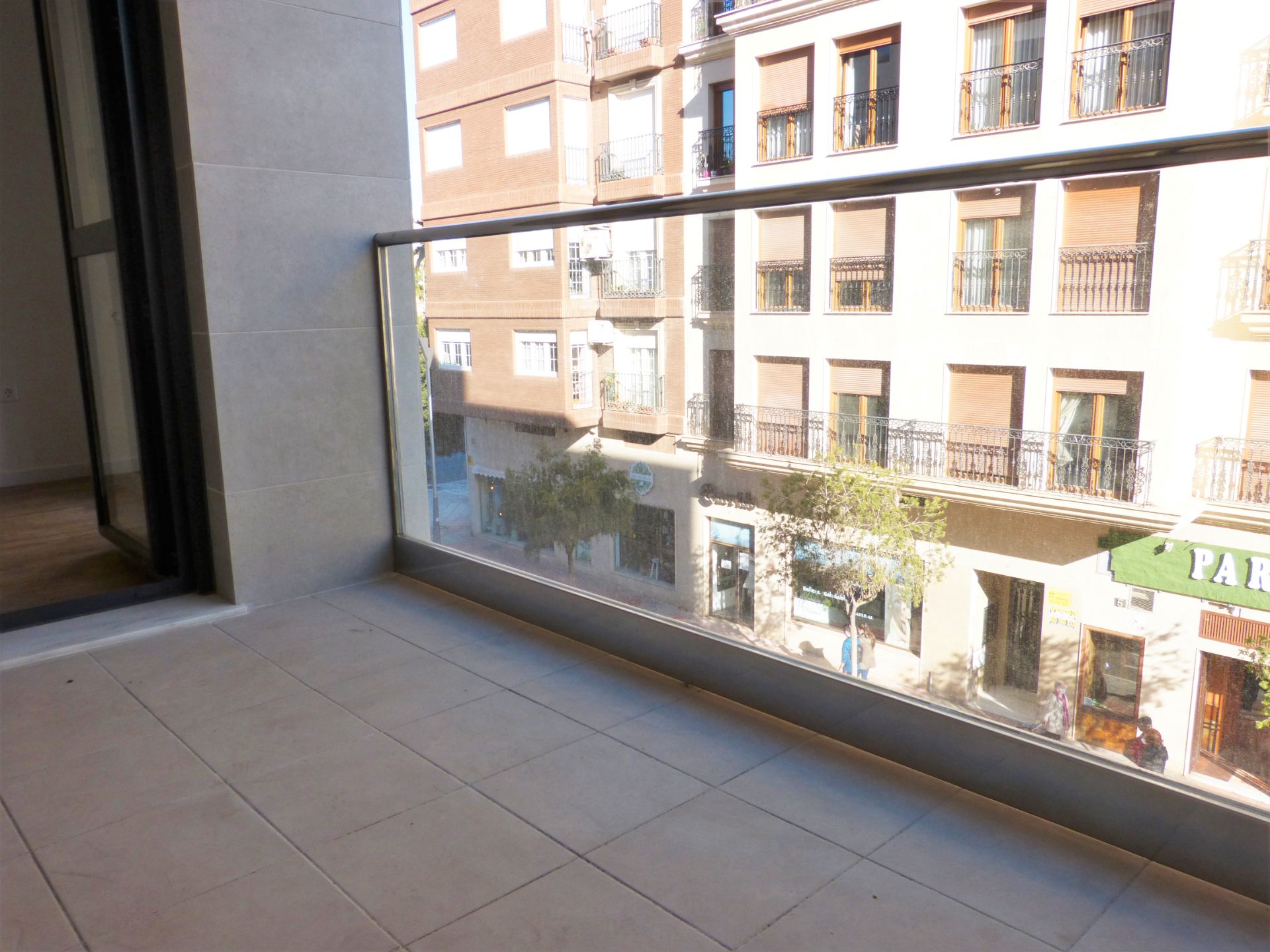 Terrassa de Pis de lloguer en  Almería Capital amb Aire condicionat i Terrassa