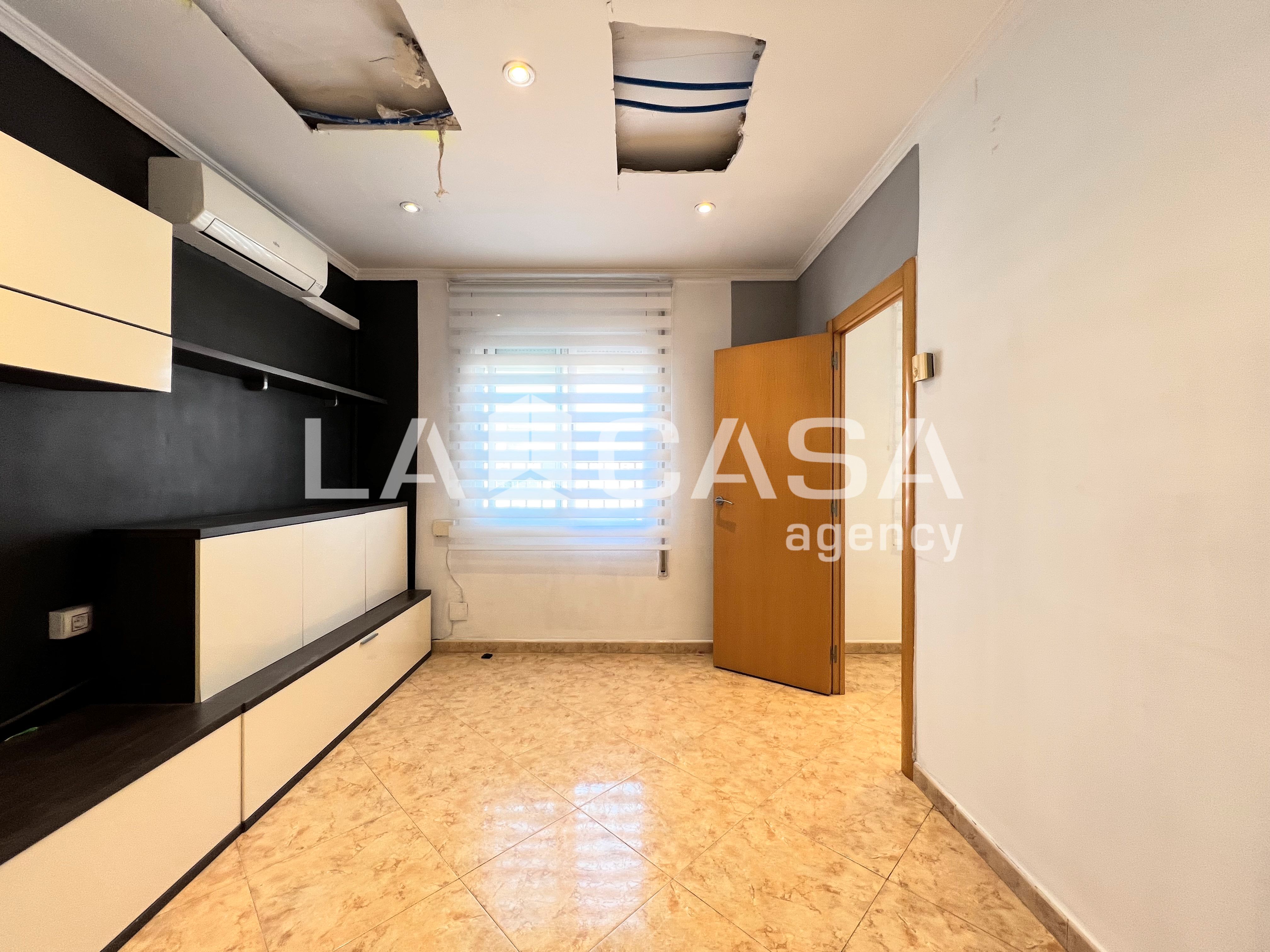 Flat for sale in Badalona