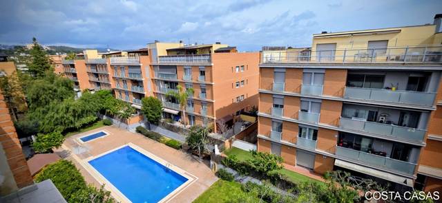 Dúplex en Venta en Can Bou