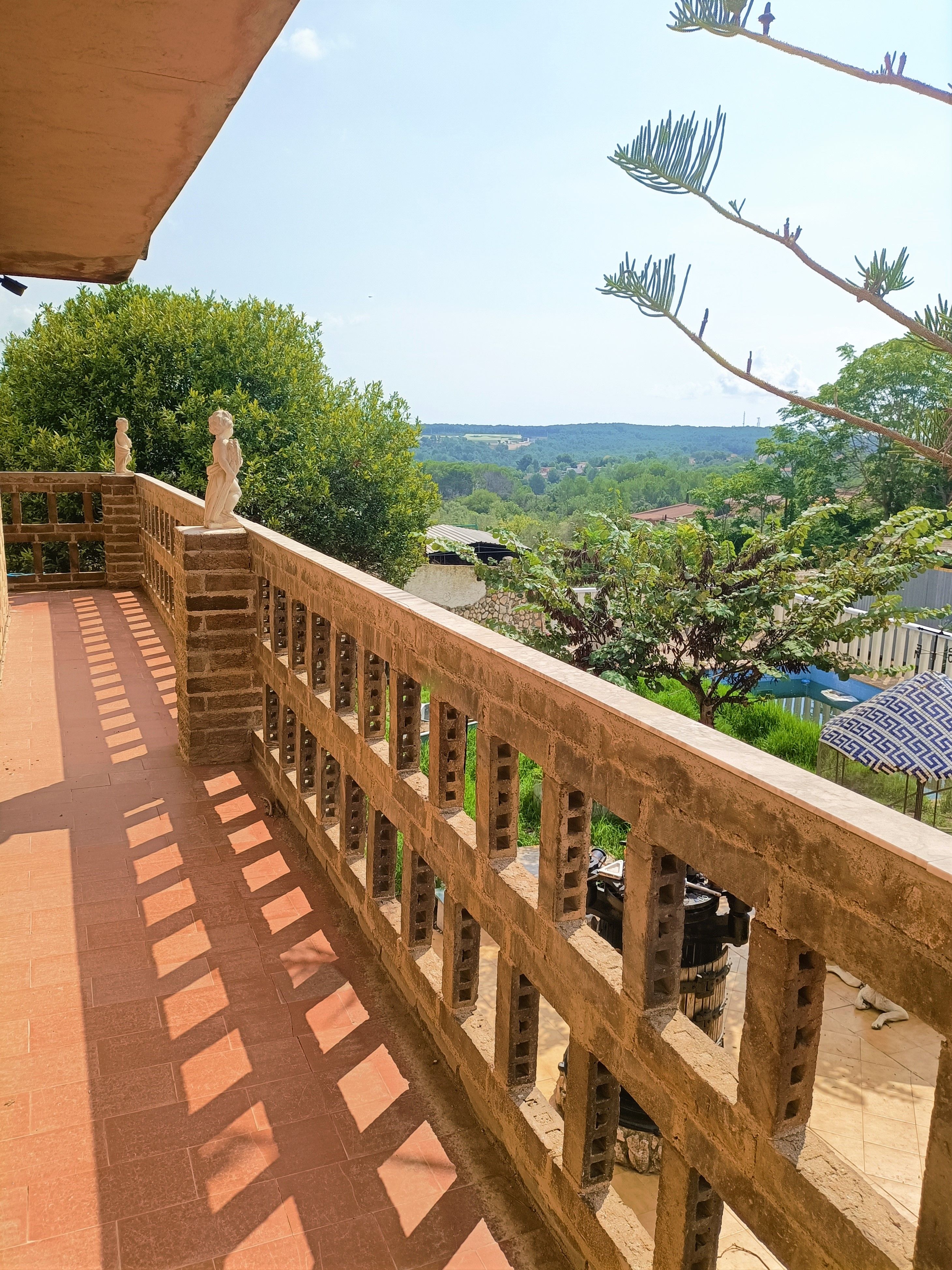 Terrassa de Casa o xalet en venda en El Catllar  amb Jardí privat, Terrassa i Piscina