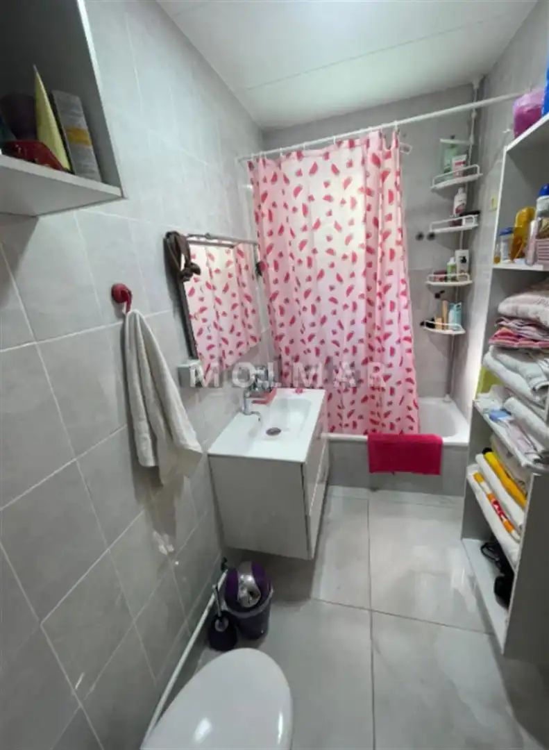 Bany de Casa o xalet en venda en Almazora / Almassora amb Aire condicionat, Jardí privat i Terrassa