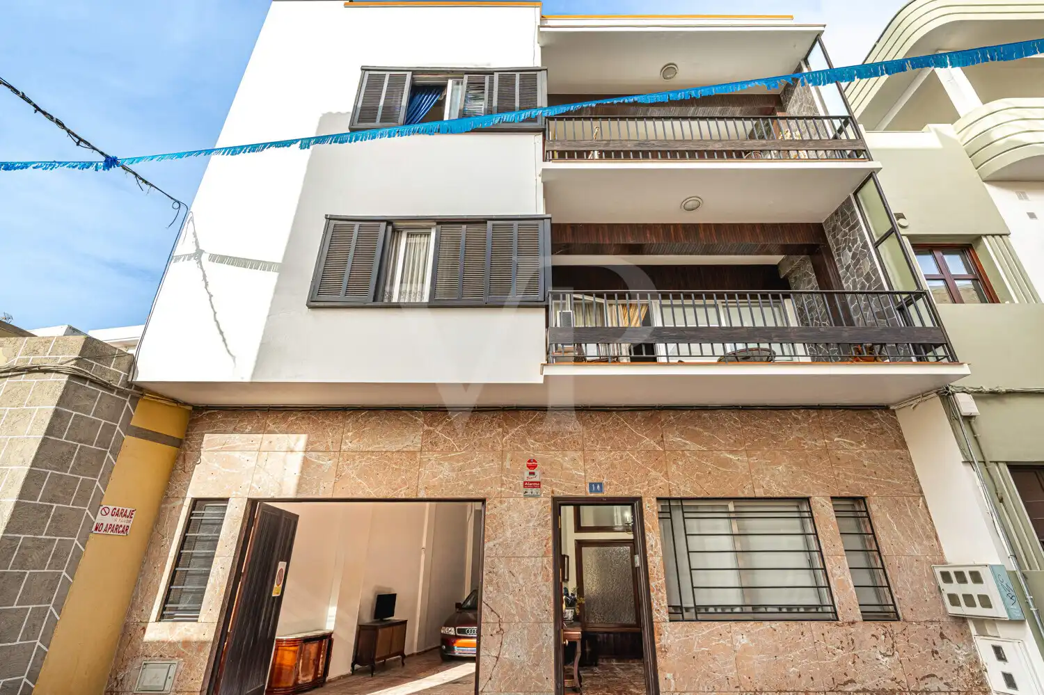 Vista exterior de Casa adosada en venta en Guía de Isora interior