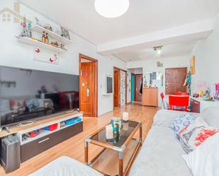 Living room of Flat for sale in Leganés  with Air Conditioner, Terrace and Furnished