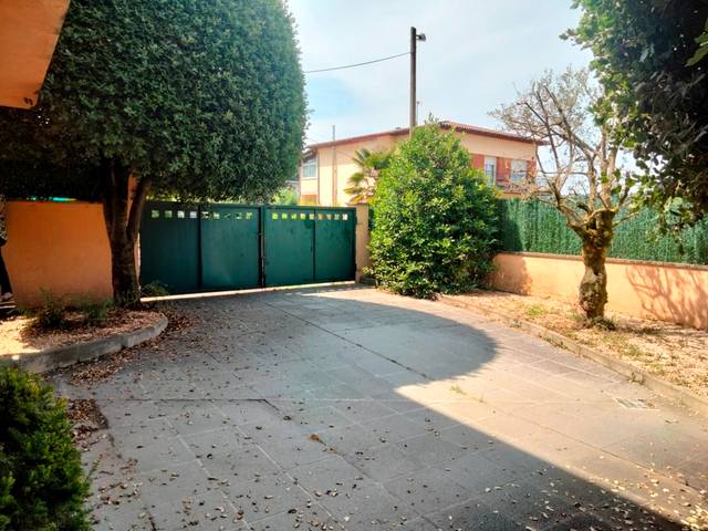 Casa-chalet en Venta en Carrer Osona en L'Esquirol