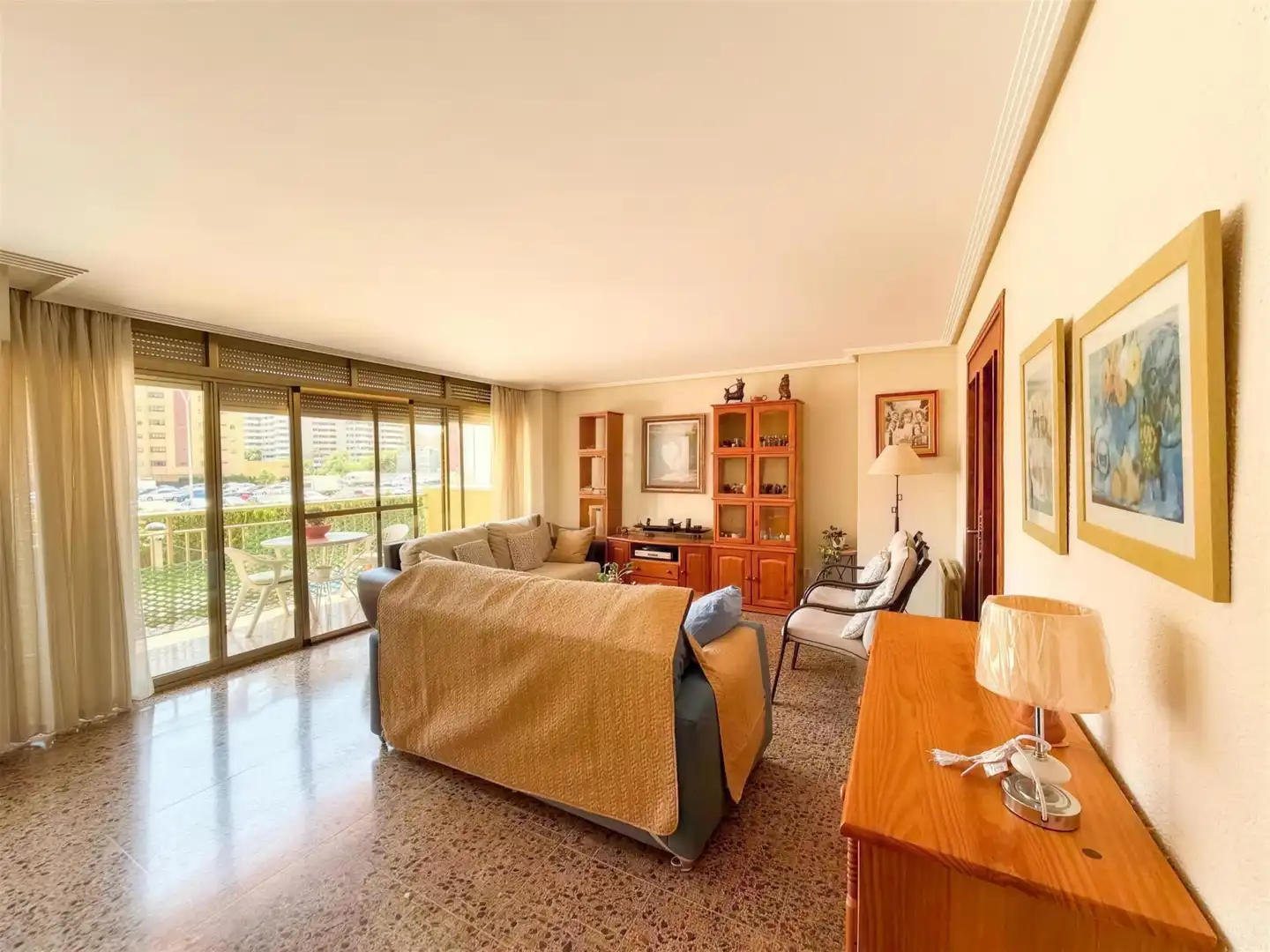 Sala de estar de Piso de alquiler en Alicante / Alacant con Terraza, Amueblado y Balcón