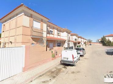 Adossat en venda a CL PABLO MOTA   QUINTANAR DE LA ORDEN (TOLEDO)