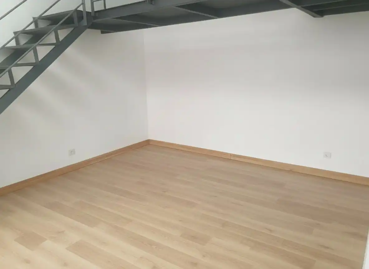Erdgeschoss zum Verkauf in Barcelona mit Terrasse