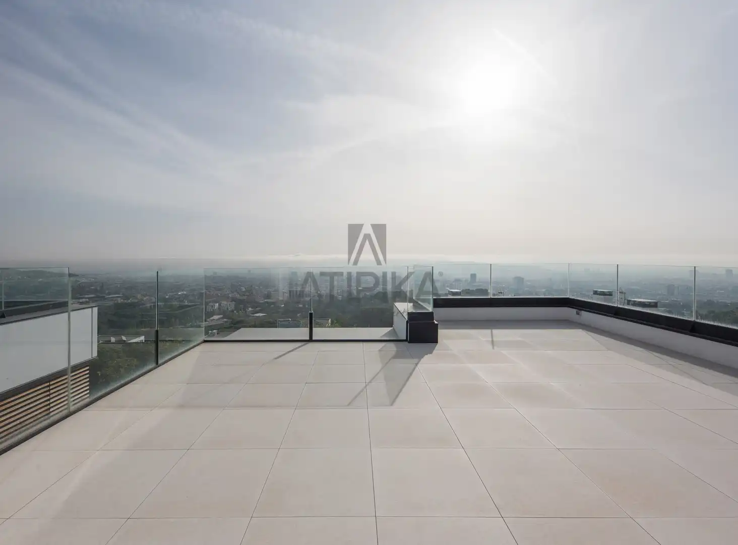 Terrassa de Casa o xalet en venda en Barcelona amb Aire condicionat, Parquet i Terrassa