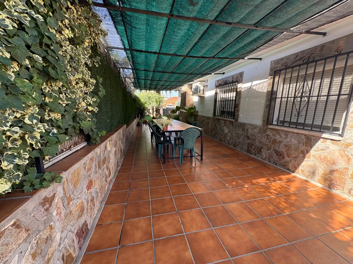 Xalet amb piscina en venda a Calle Manzanares 24, imagen 2