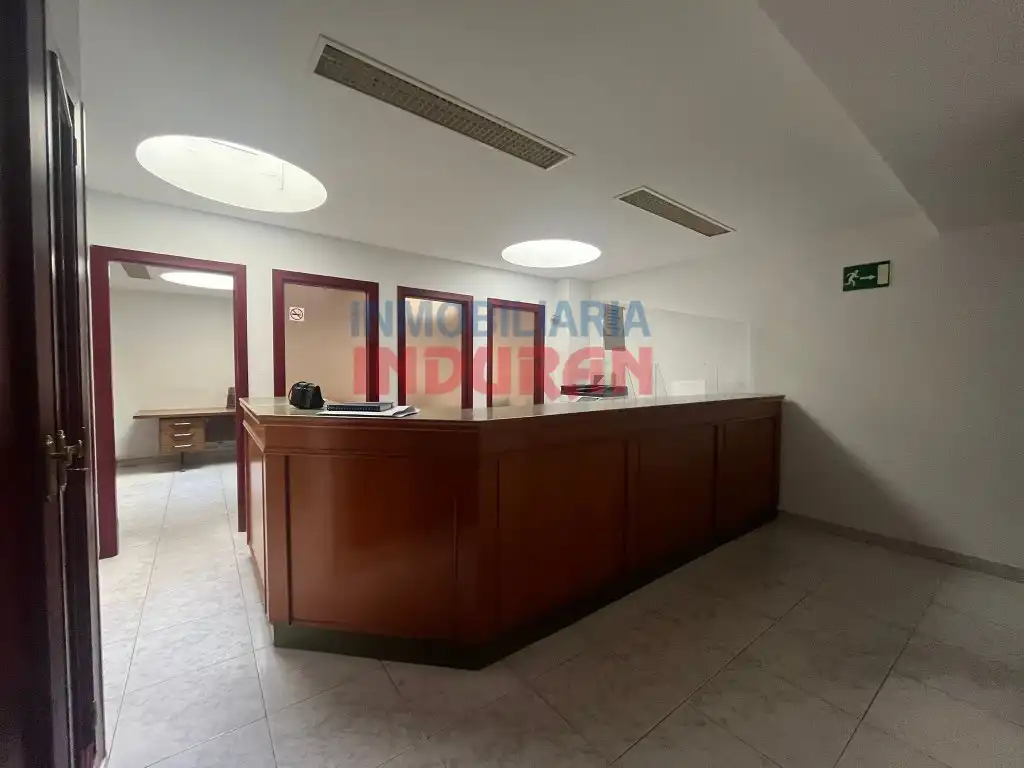 Local commercial à vendre à Calle Pablo Luengo, imagen 3