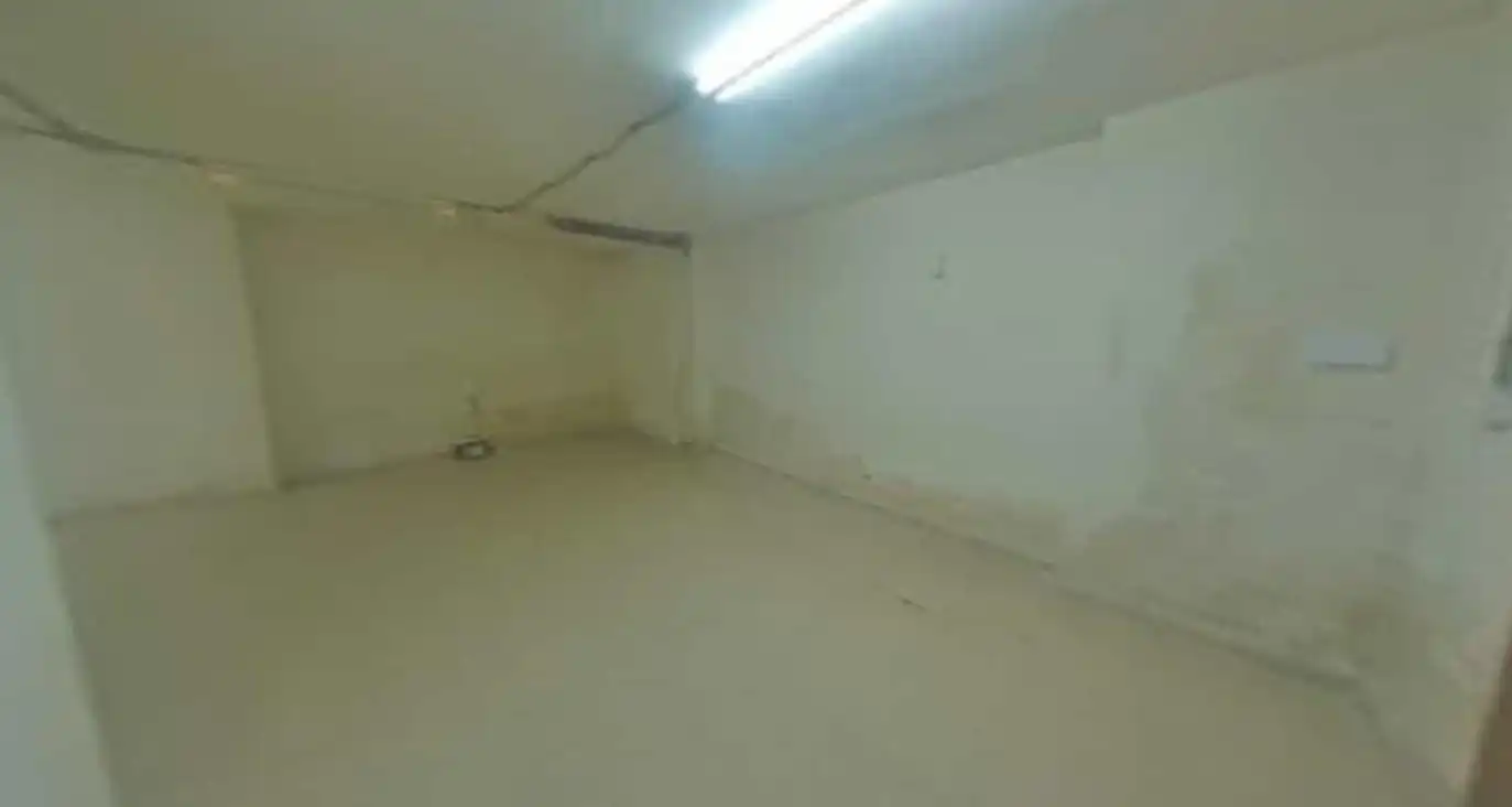 Local en venta en Baza
