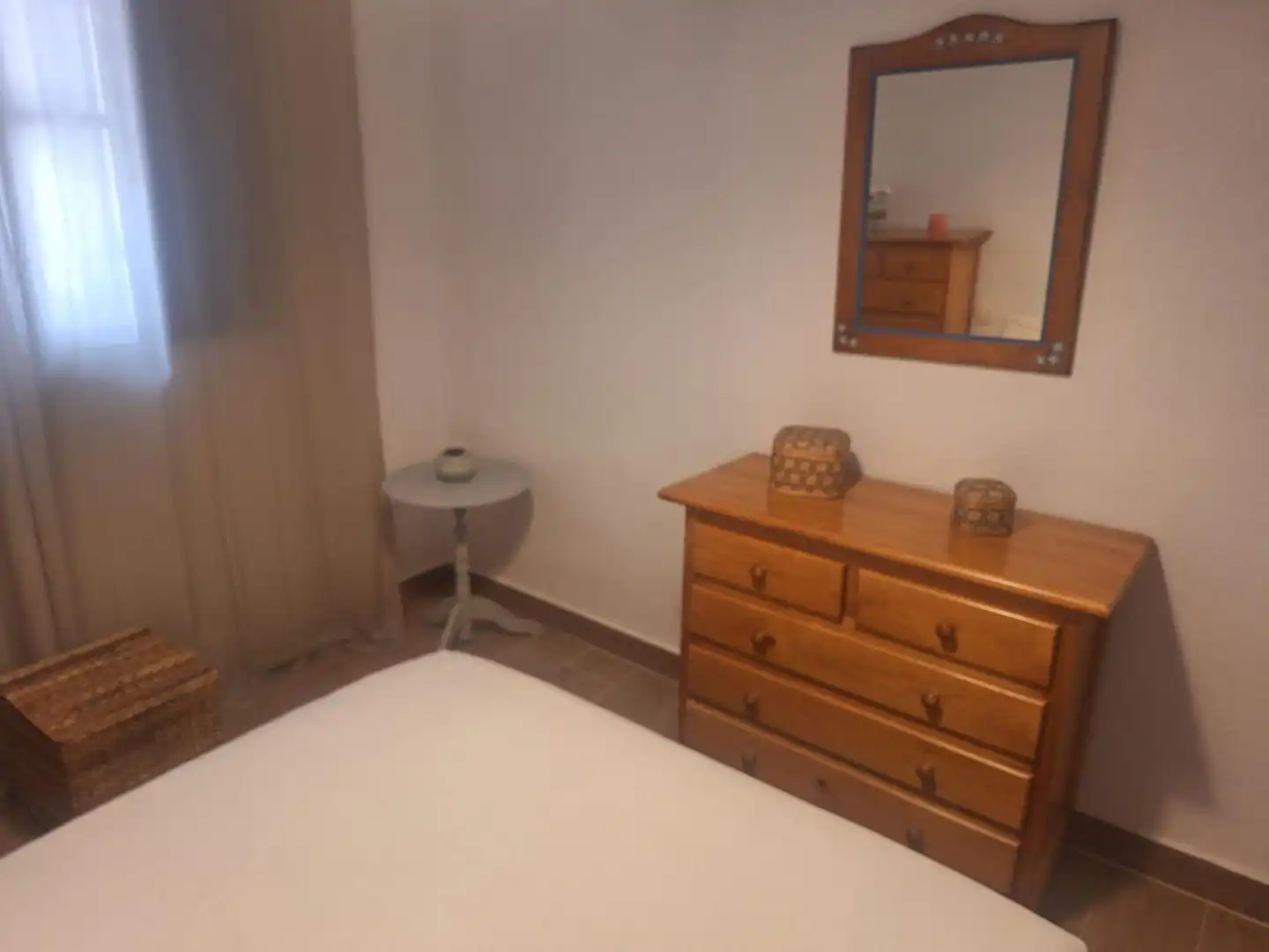 Habitación de Piso de alquiler en Sevilla con Aire acondicionado y Amueblado