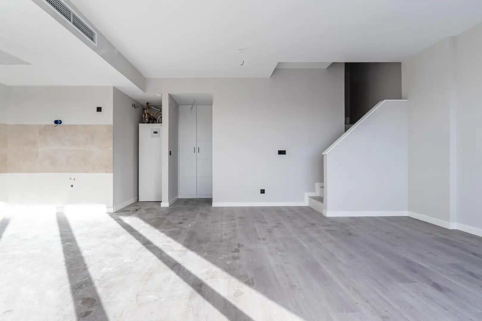 Dúplex de alquiler en Granada con Aire acondicionado, Calefacción y Terraza
