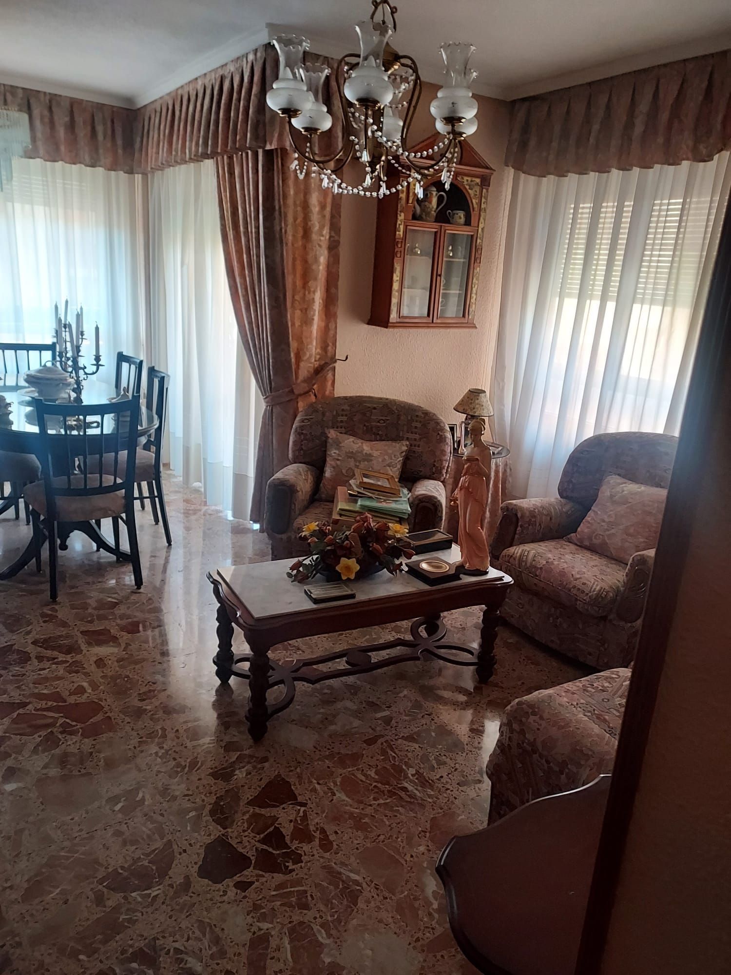 Sala d'estar de Pis en venda en  Albacete Capital amb Calefacció i Terrassa
