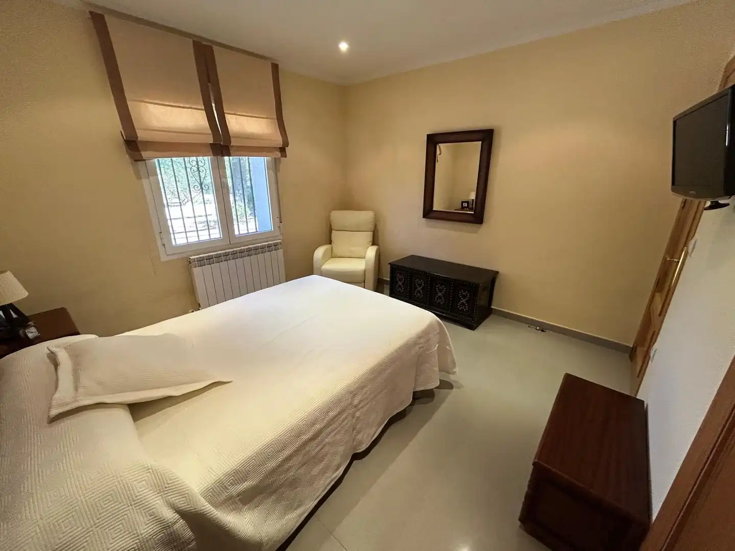 Bedroom of Houses for sale in Alcolea de Calatrava  with Air Conditioner, Heating and Terrace