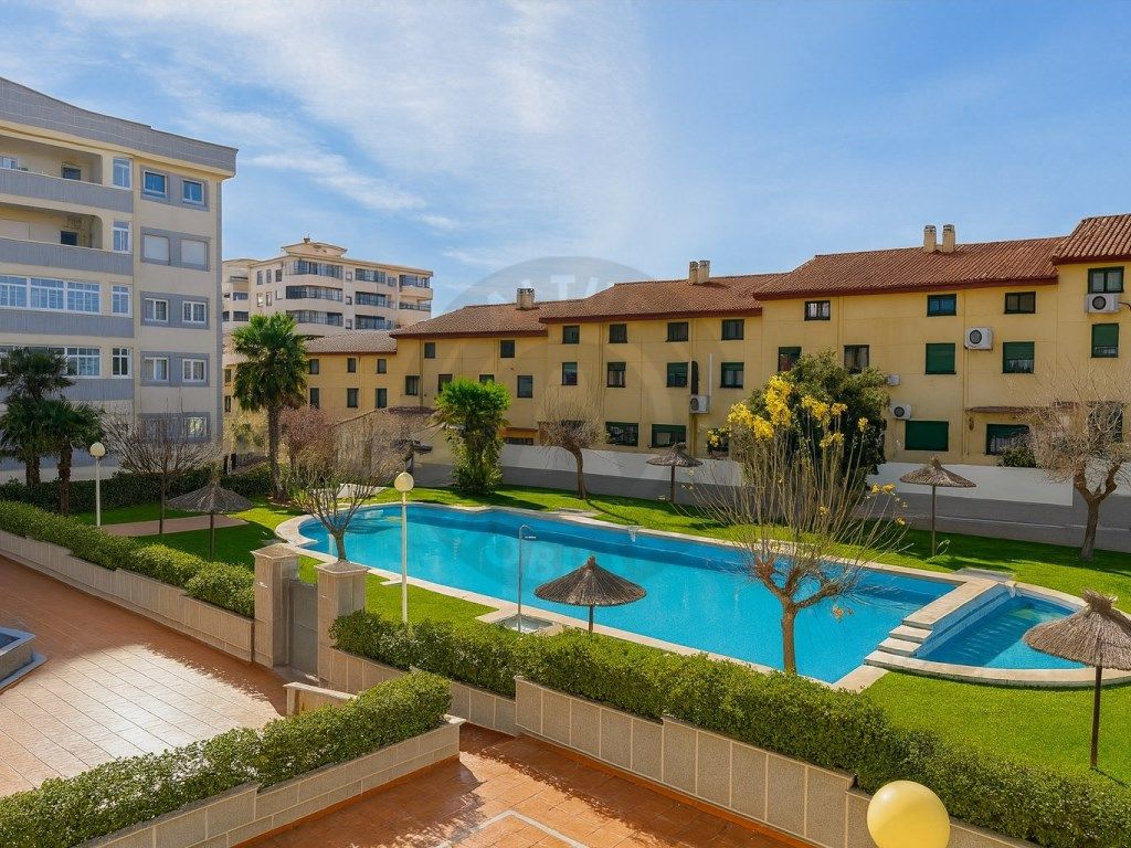 Piscina de Apartament en venda en Cáceres Capital