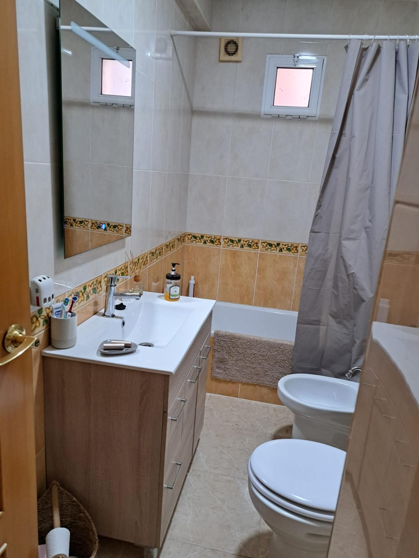 Bany de Casa o xalet en venda en Algeciras amb Terrassa i Traster