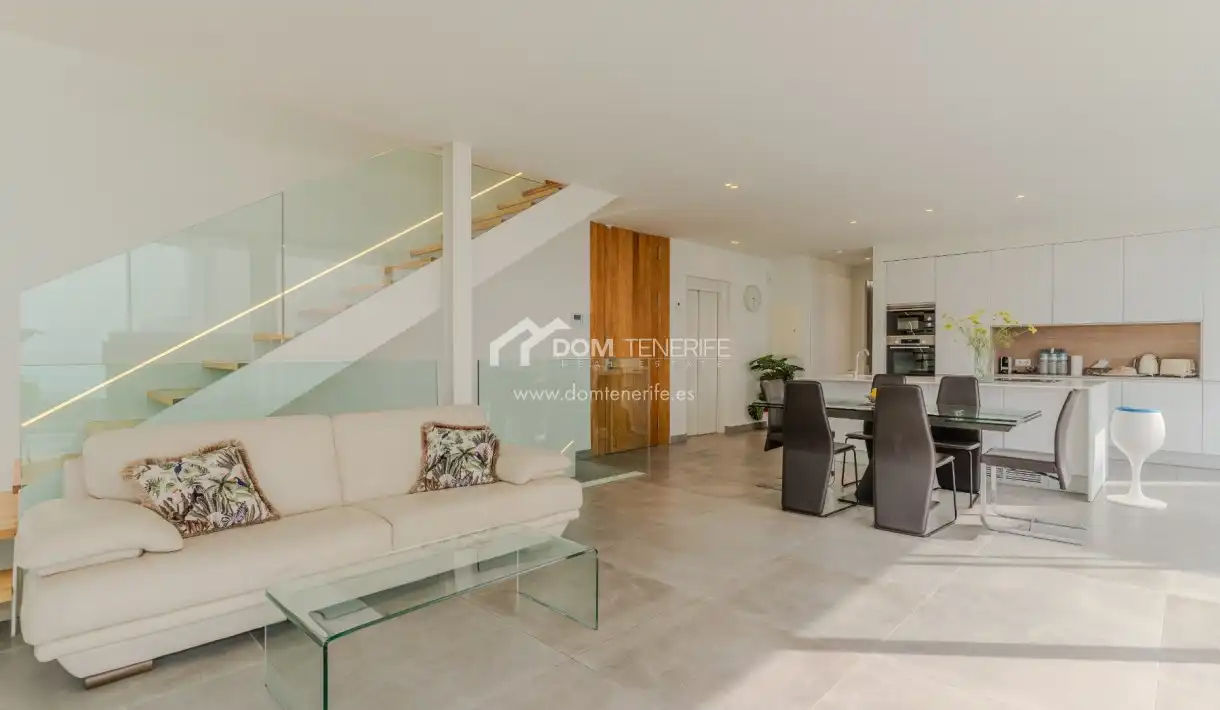 Living room of Houses for sale in Adeje  with Terrace, Storage room and Swimming Pool